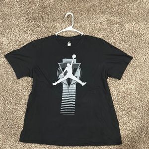 Xxl black and grey air Jordan shirt